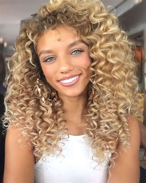 Jena Frumes Wiki Bio, age, height, ethnicity, sister,。